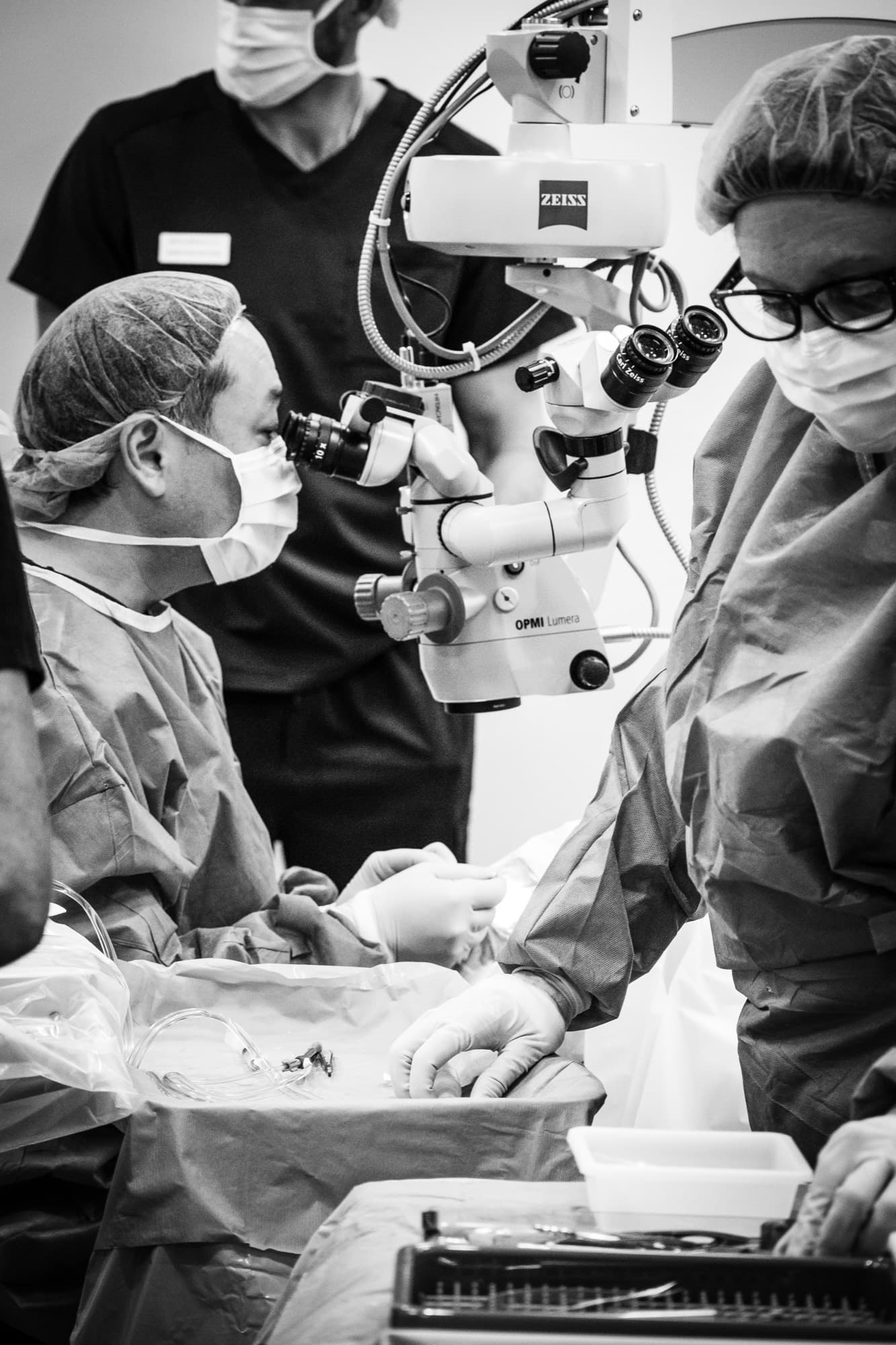 The Texas Vision surgical team during a lens procedure